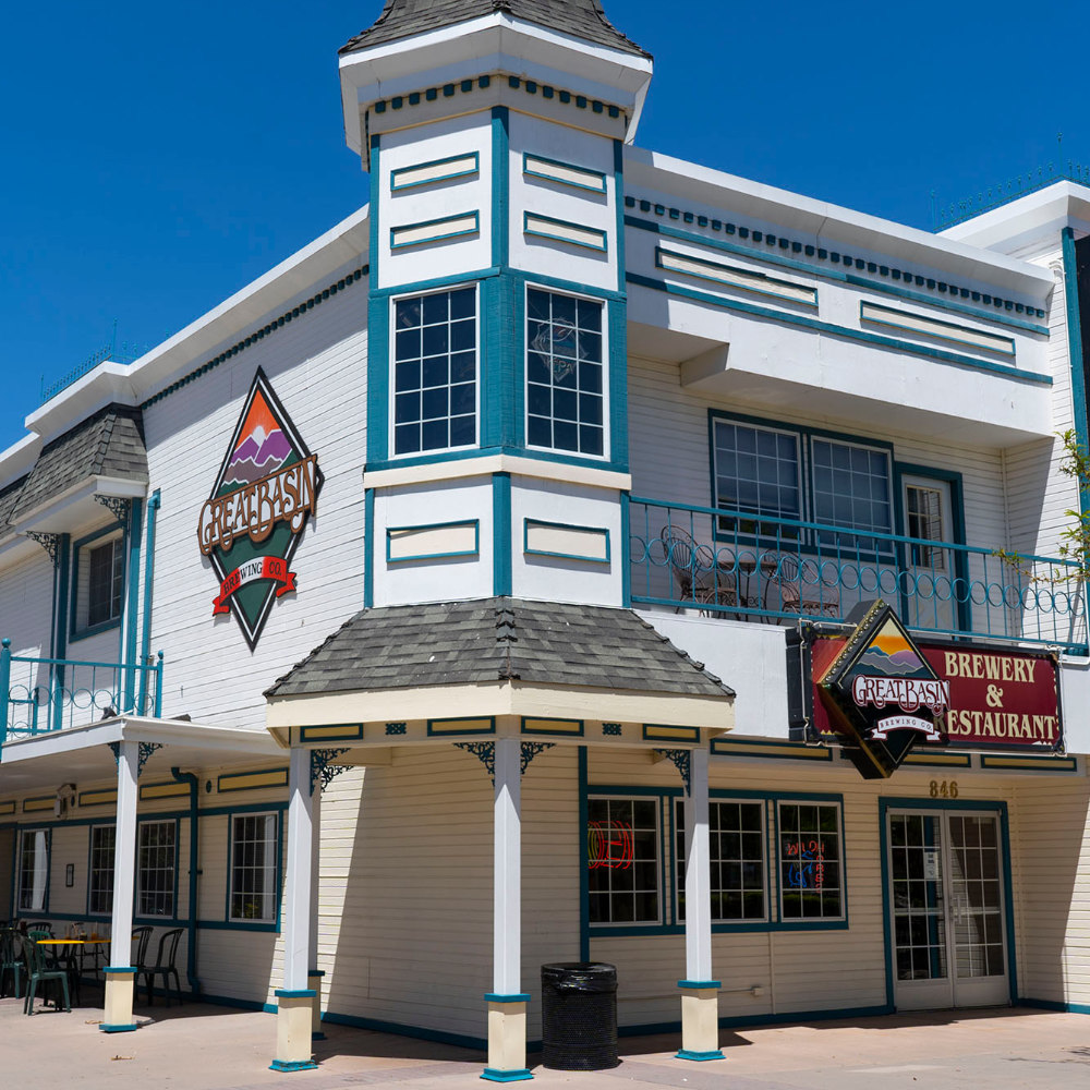square-sparks-exterior.jpg